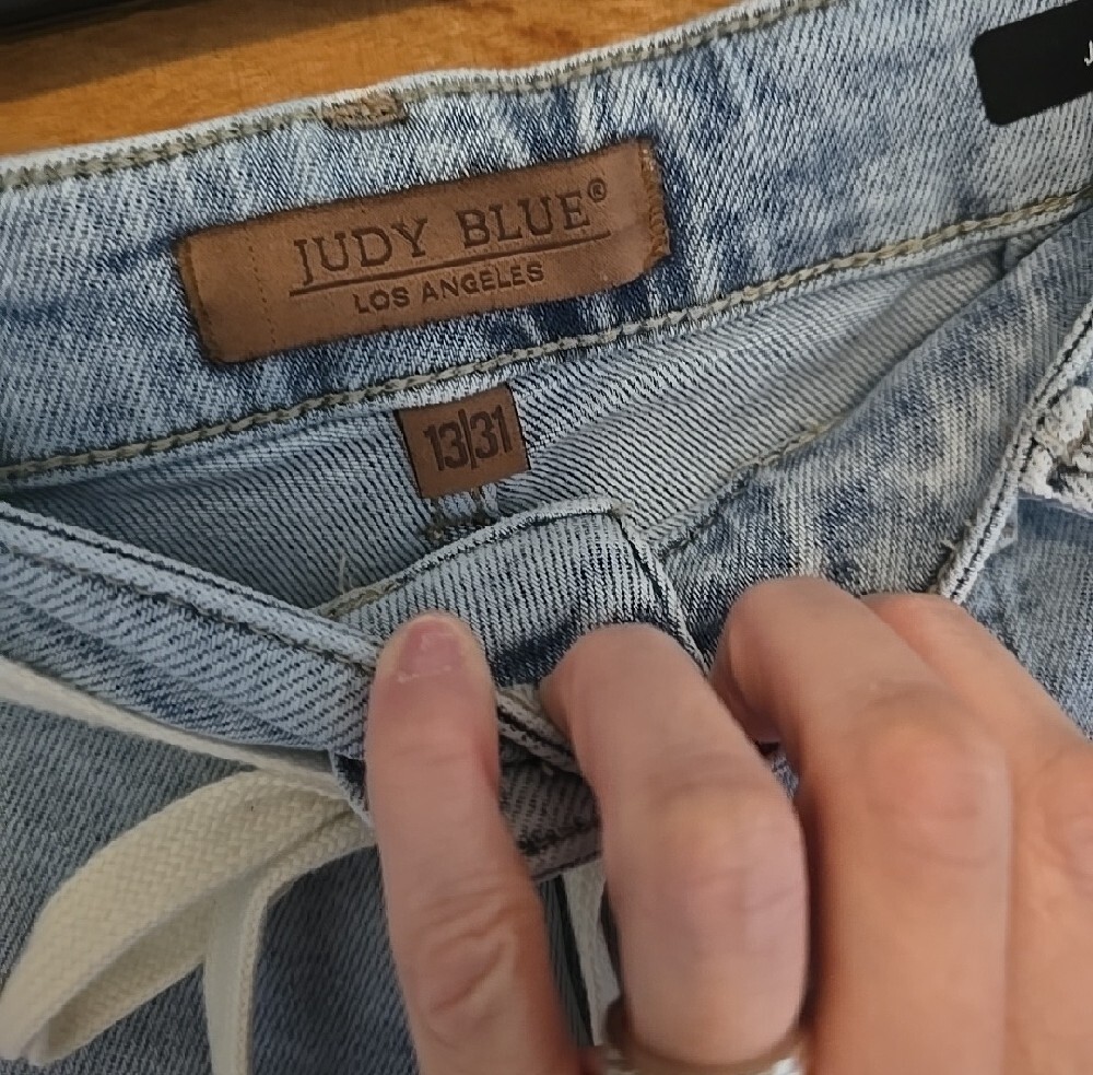 Judy BLUE jogger Jean, Size 13/31, GUC - Picture 2 of 2